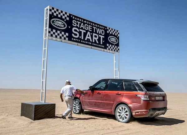 2014 Range Rover Sport 'Empty Quarter Challenge'(1)