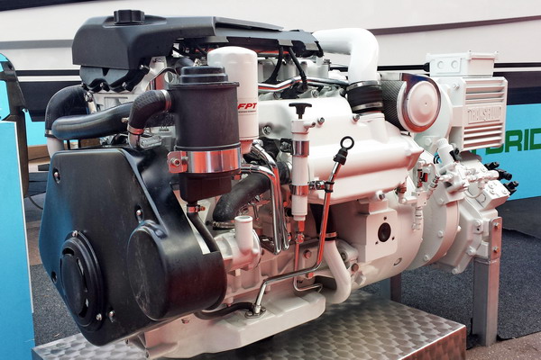 Motore FPT S30 e propulsione ibrida