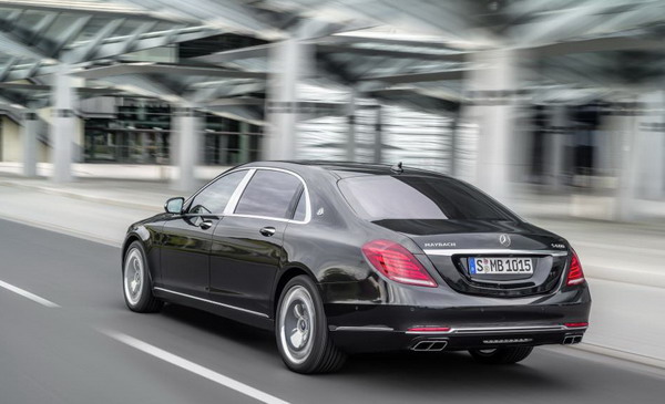 Mercedes-Maybach_Classe_S_(22)