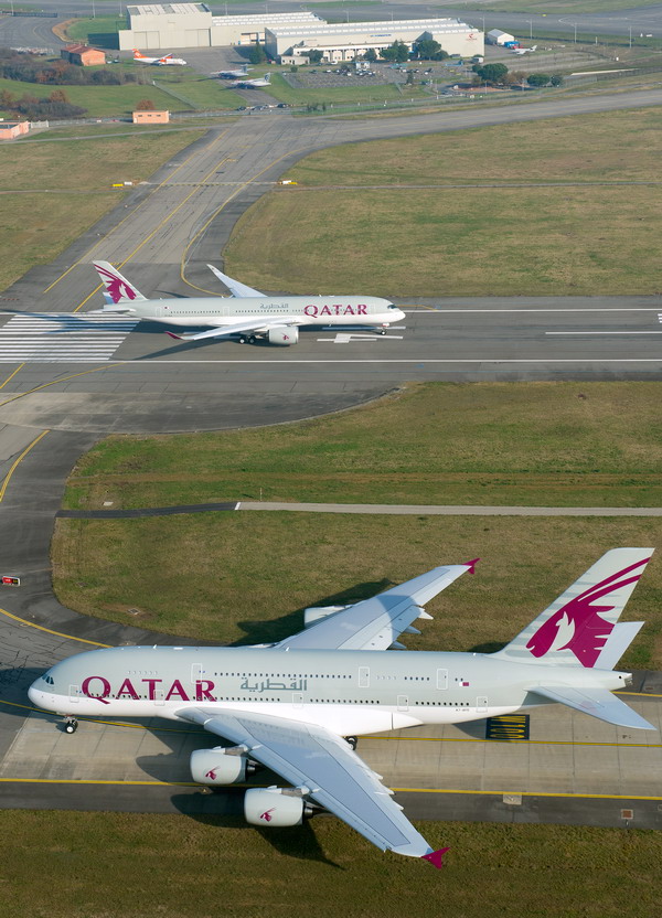 Il nuovo Airbus A350 XWB e l'A380 della flotta Qatar Airways