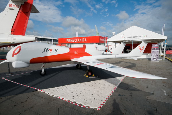 DroneAleniaFinmeccanica