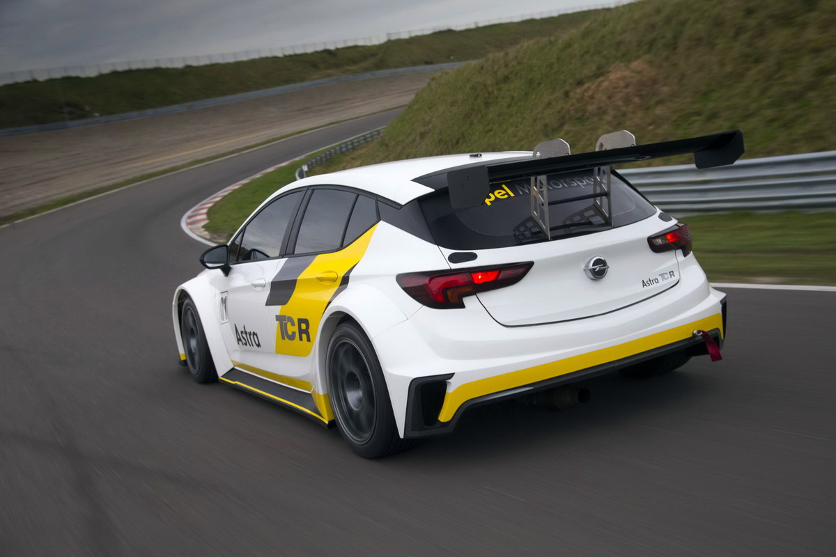 Opel-Astra-TCR-299187[1]