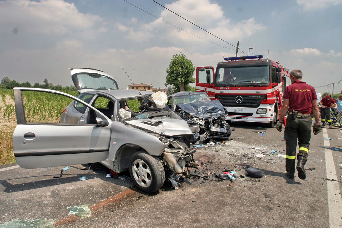 PADOVA 16 GIUGNO 2009 - INCIDENTE MORTALE SACCOLONGO VIA PELOSA