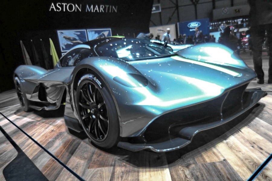 Motori360.it-AstonMartinAMR-SaloneGinevra2017-23