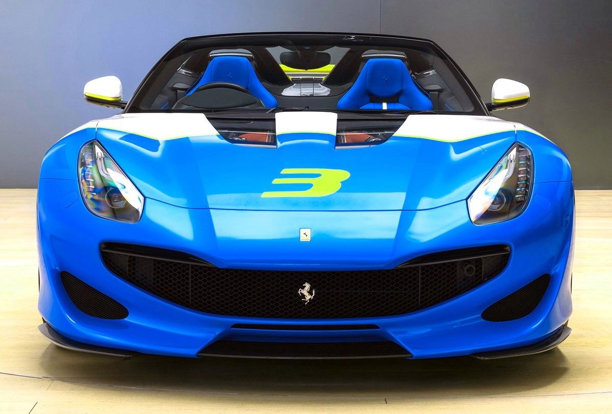 Motori360_Ferrari-SP3JC-int