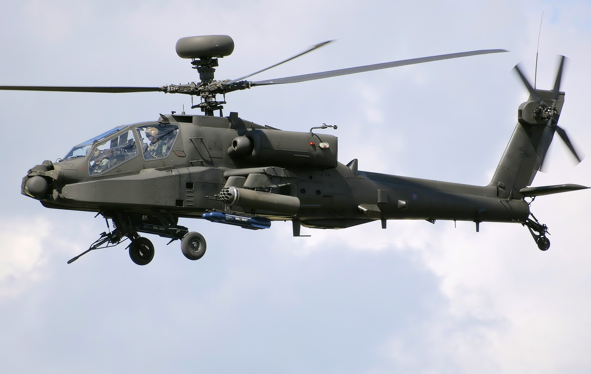 Motori360_Leonardo-US-Navy_AH64_Apache